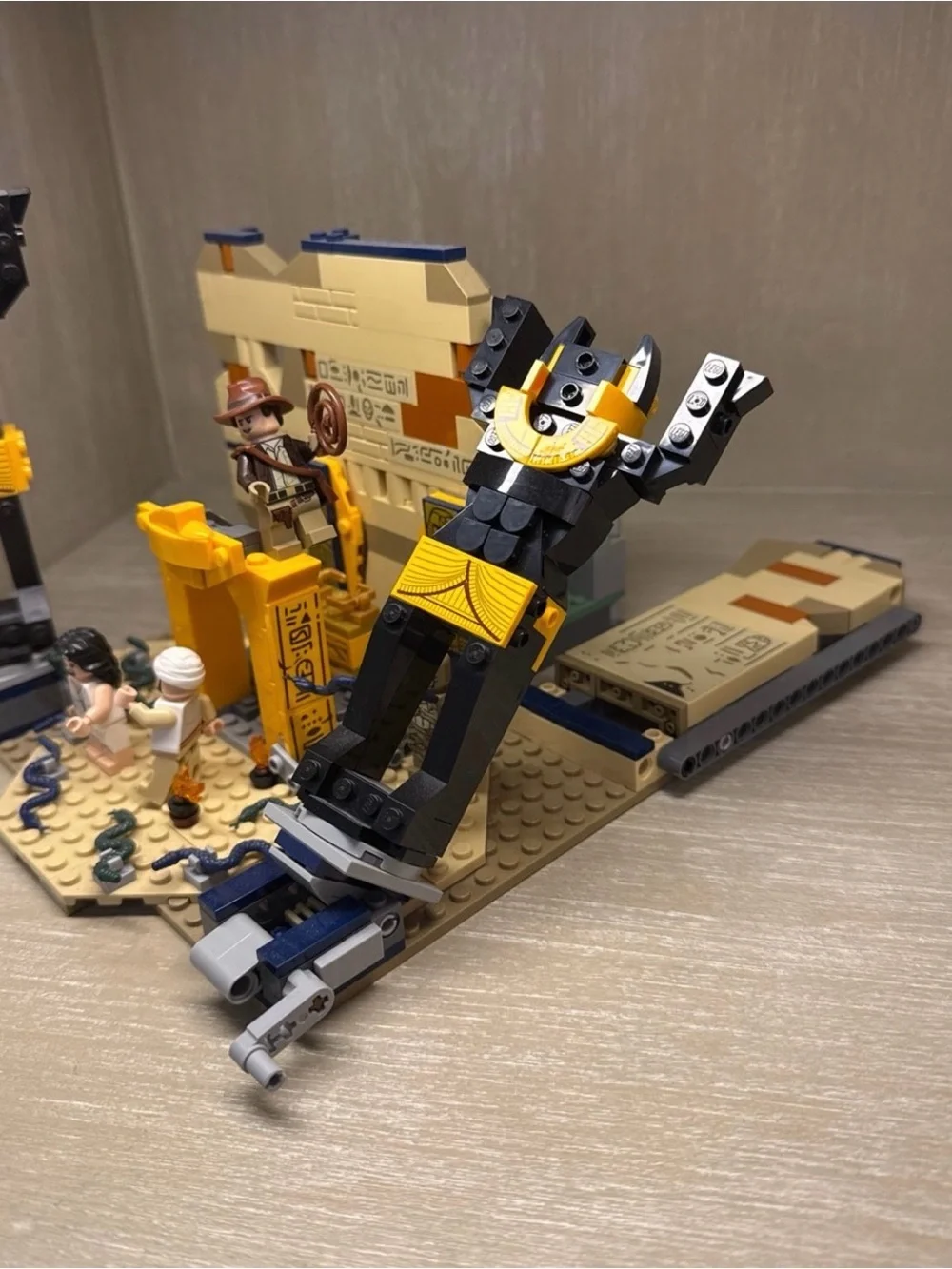 LEGO Indiana Jones Escape from the Lost Tomb 77013 Building Set